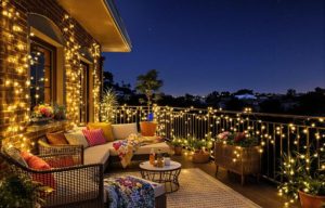Terrasse éclairée sans électricité avec guirlandes solaires et lanternes LED