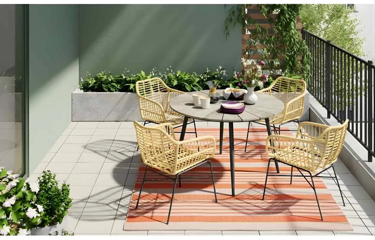 Balcon Contemporain : Style Minimaliste Épuré